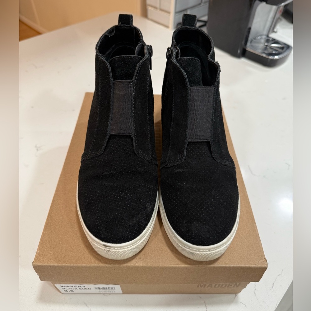 Steve Madden Women’s Wavery Wedge Sneakers - Picture 2 of 7